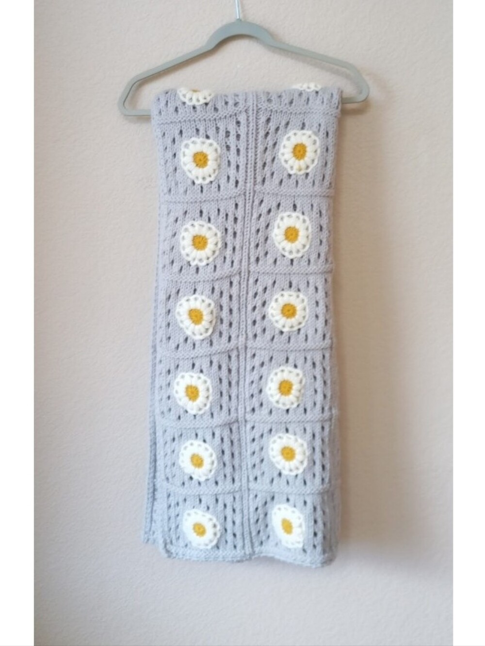 Shabby Chic gray with white and yellow daisies crochet throw blanket